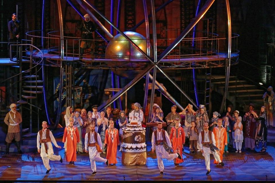 Világkörüli út anyák napjára