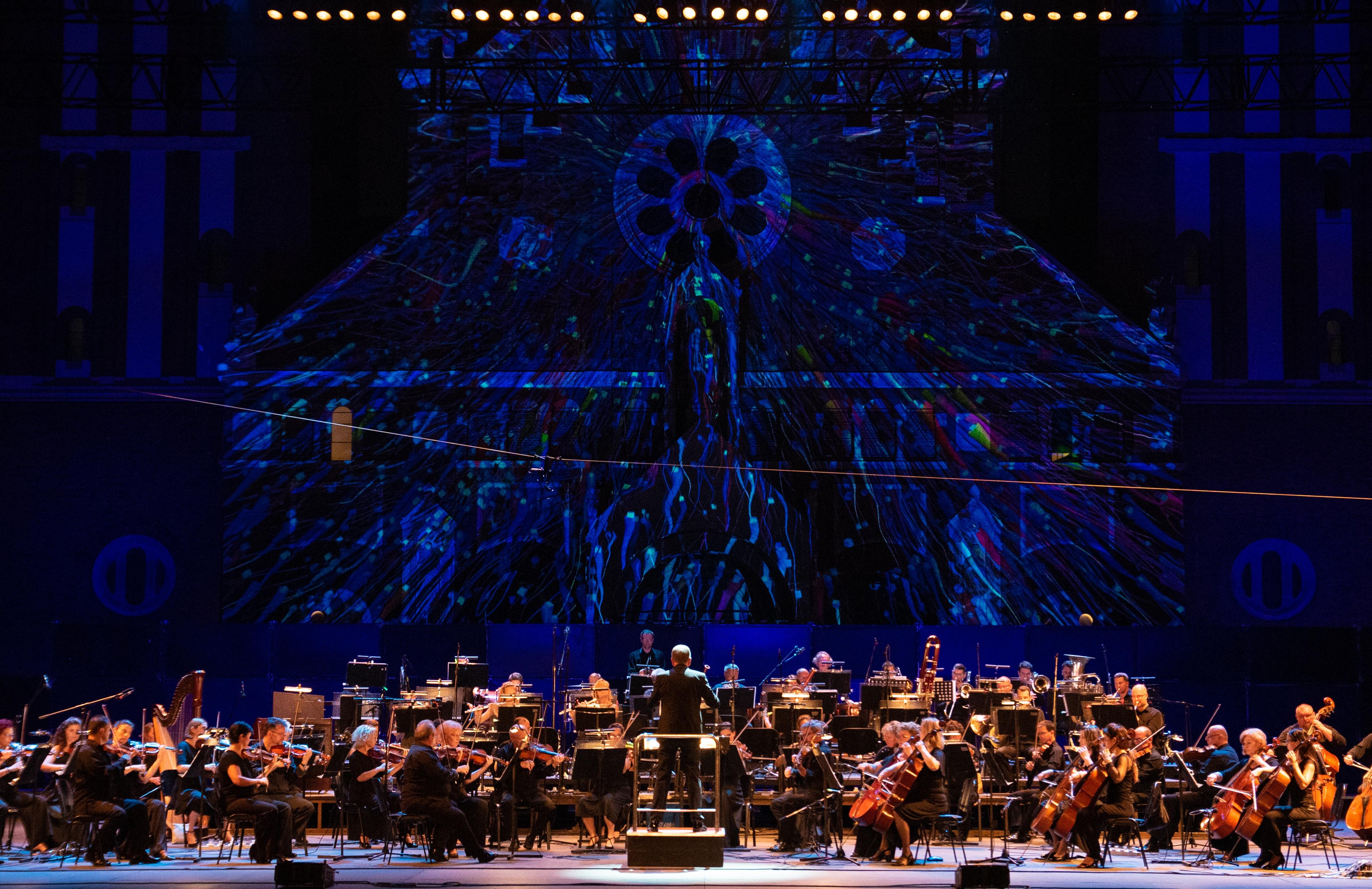 Az Ajándékkoncert leendő nézőit várja a Fesztivál Jegyiroda