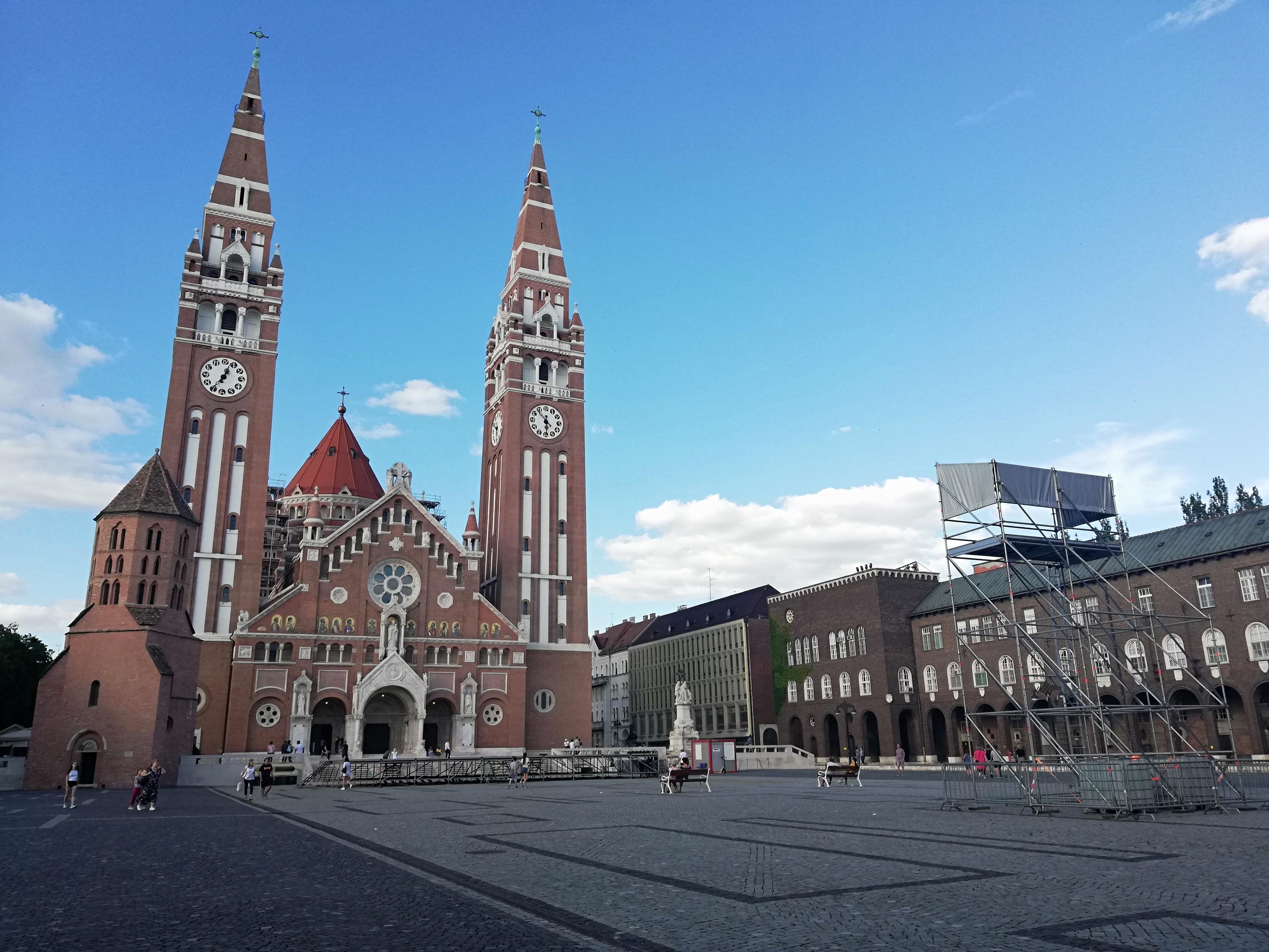 Épül a Dóm téri Szabadtéri színpad