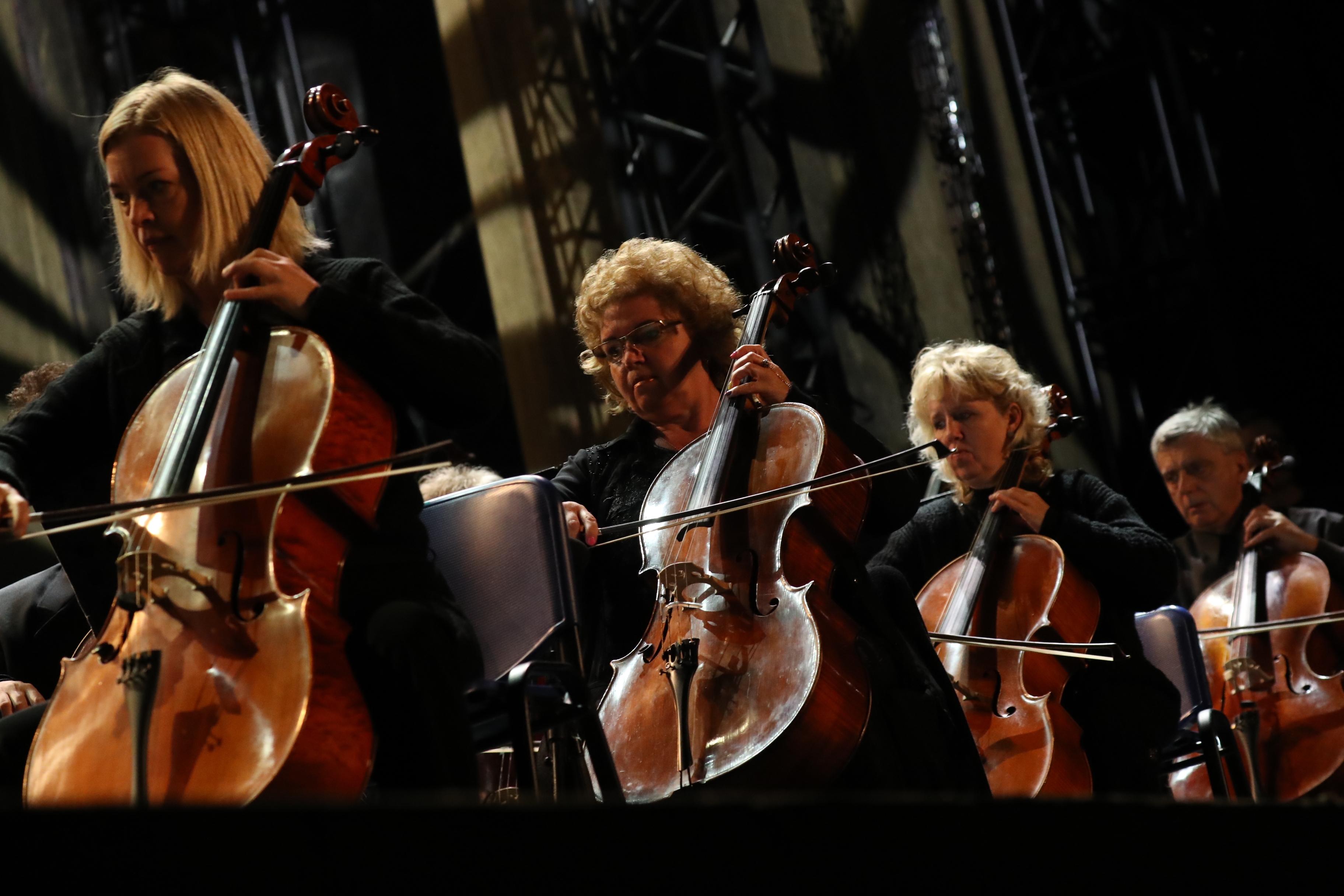 Még két este idén nyáron a Dóm téren!