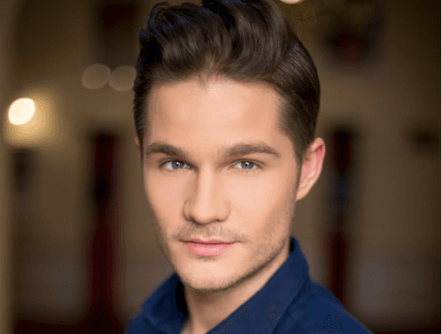 Veréb Tamás a csúf Quasimodo bőrébe bújik